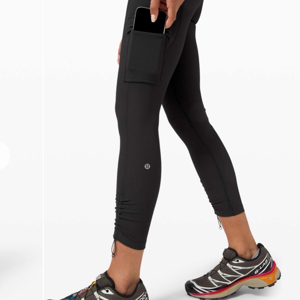 Brand New Never Worn - Lululemon Trail Trekker Tights with pockets!